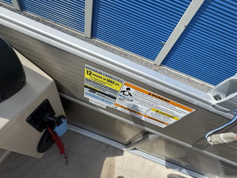 Slide: The Image of Sweetwater SWEETWATER SW 2286 2013 - 17