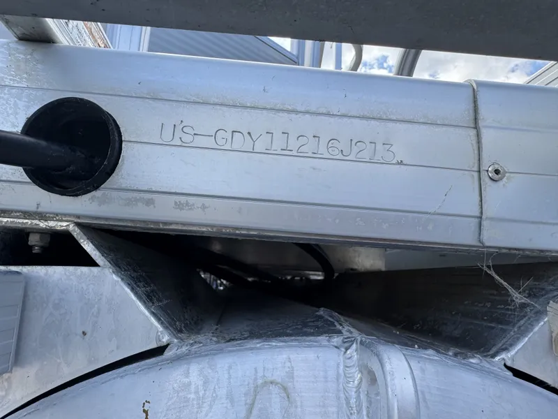 Slide: The Image of Sweetwater SWEETWATER SW 2286 2013 - 27