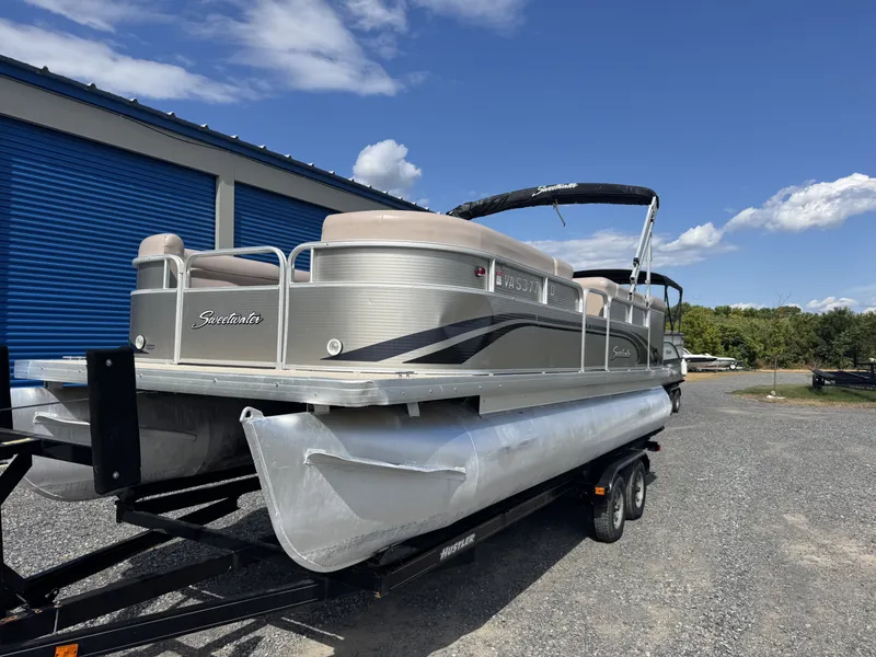 Slide: The Image of Sweetwater SWEETWATER SW 2286 2013 - 3