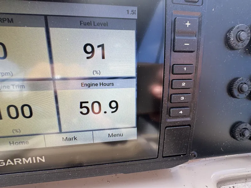 Slide: The Image of Manitou 23 Aurora LE RF VP II 2022 - 19