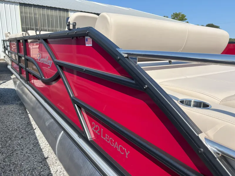 Slide: The Image of Bentley Pontoons Legacy 223 Swingback 2026 - 16