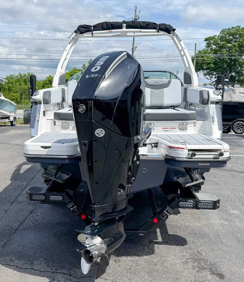 Slide: The Image of Chaparral 250 OSX 2025 - 9