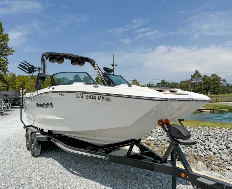 Slide: The Image of MasterCraft X24 2024 - 3