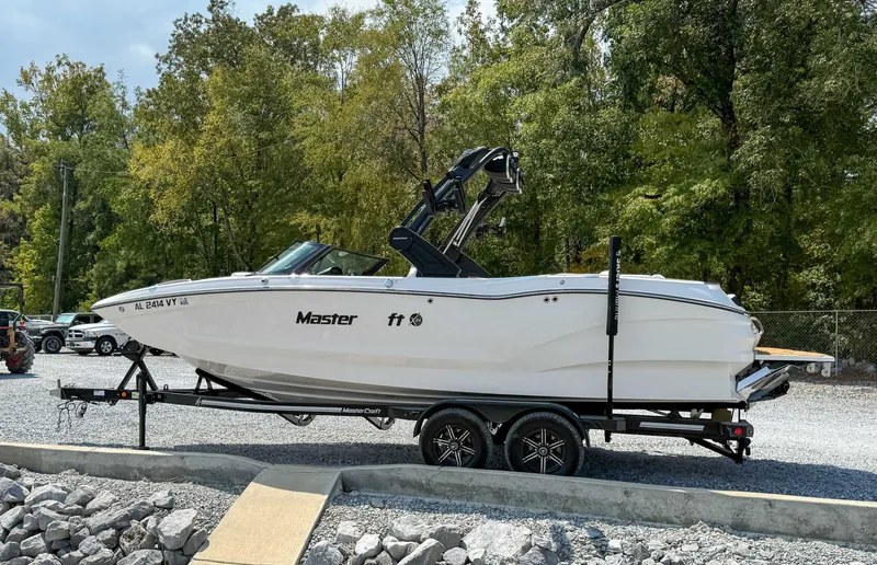 Slide: The Image of MasterCraft X24 2024 - 6