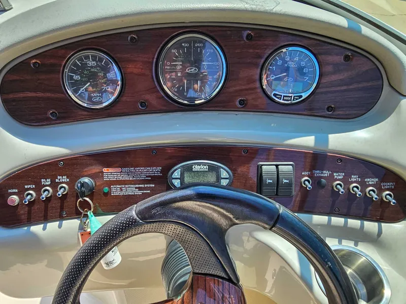 Slide: The Image of Sea Ray 240 Sundeck 2005 - 17