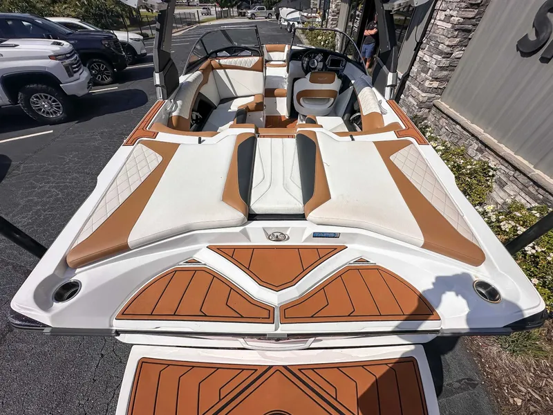 Slide: The Image of Tigé Z1 2017 - 9