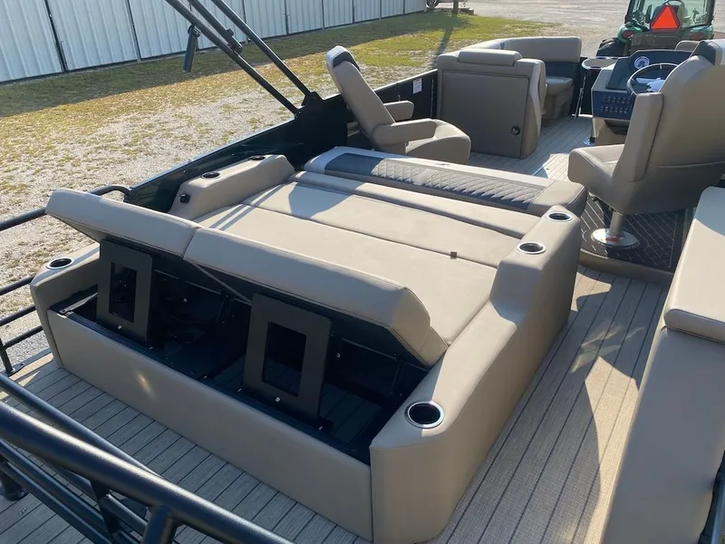 Slide: The Image of Starcraft SLS 3 Q DH 2026 - 11