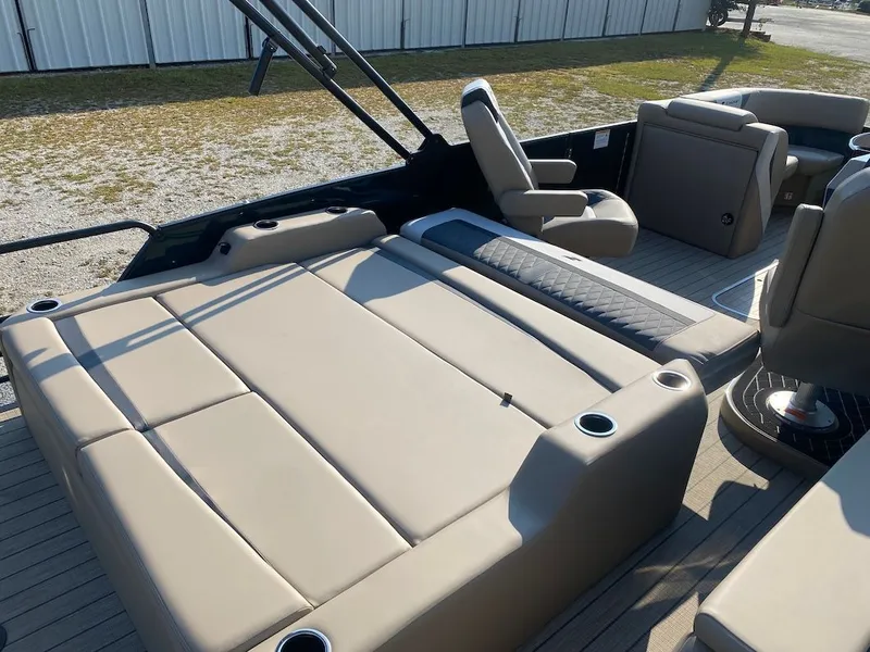 Slide: The Image of Starcraft SLS 3 Q DH 2026 - 9