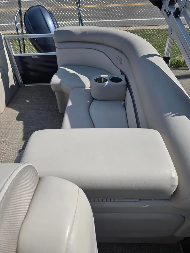 Slide: The Image of Bennington 22 SSRX 2019 - 14