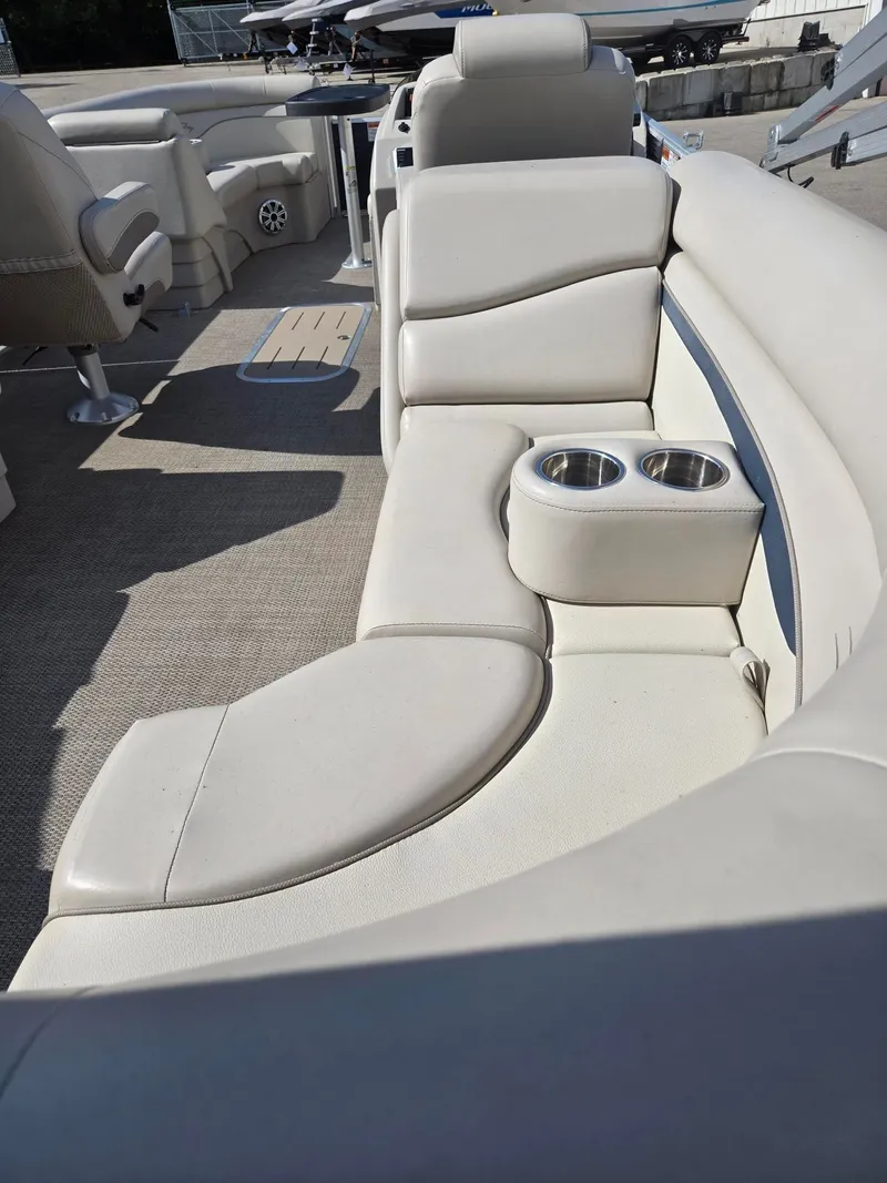 Slide: The Image of Bennington 22 SSRX 2019 - 17