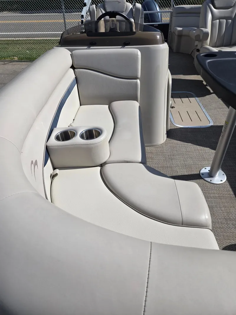 Slide: The Image of Bennington 22 SSRX 2019 - 9