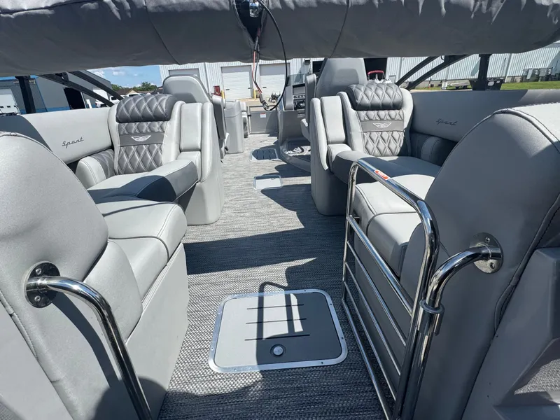 Slide: The Image of Bennington 23RXFBSR 2024 - 16