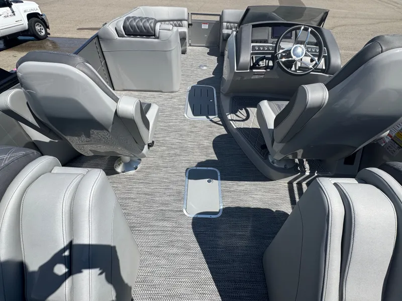 Slide: The Image of Bennington 23RXFBSR 2024 - 20