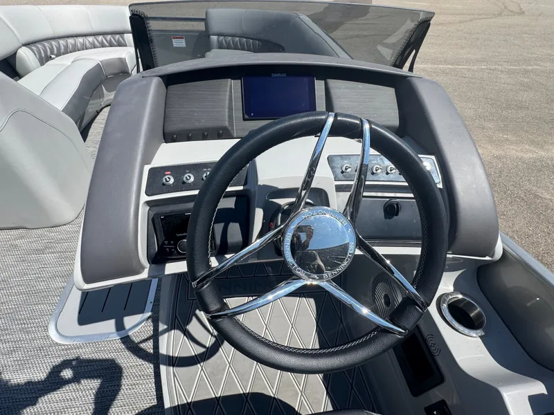 Slide: The Image of Bennington 23RXFBSR 2024 - 21