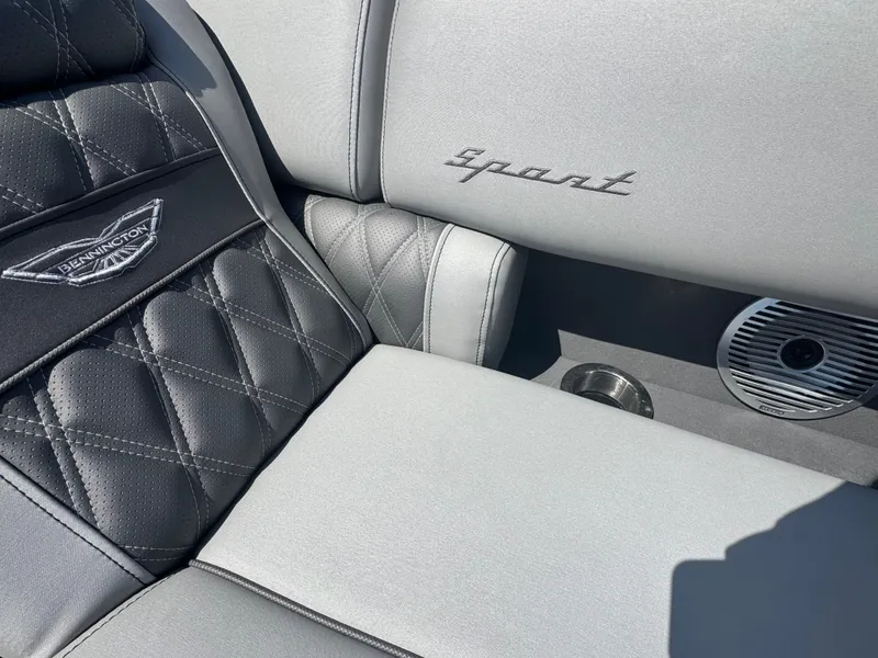 Slide: The Image of Bennington 23RXFBSR 2024 - 28