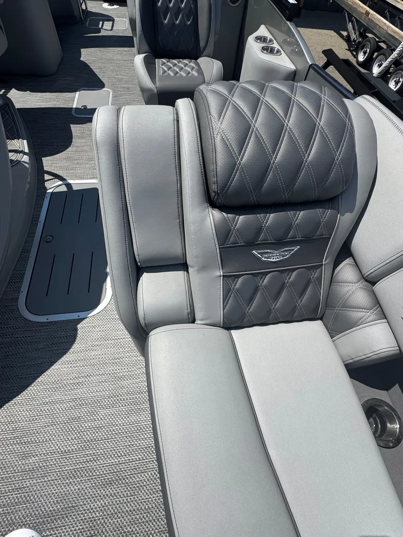 Slide: The Image of Bennington 23RXFBSR 2024 - 6