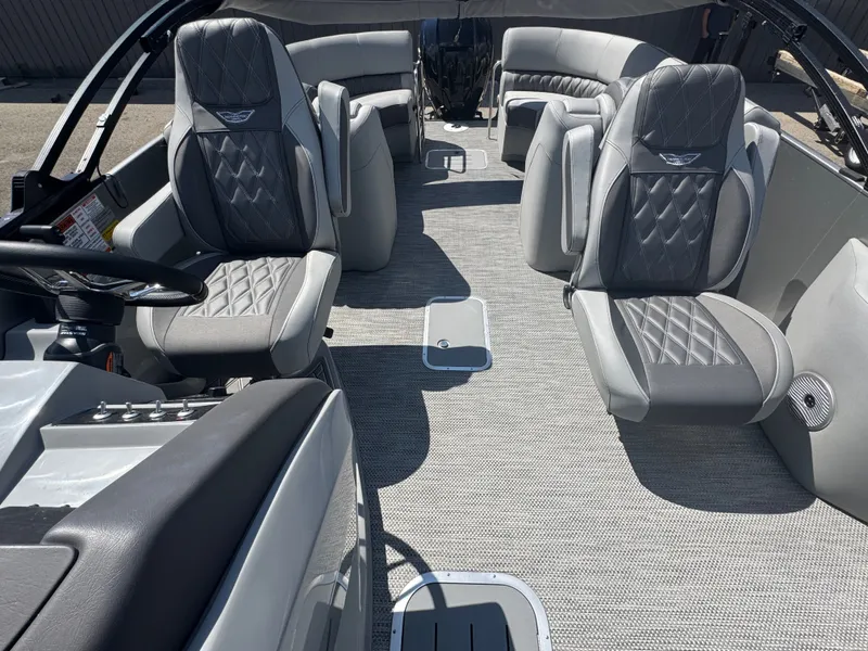 Slide: The Image of Bennington 23RXFBSR 2024 - 7