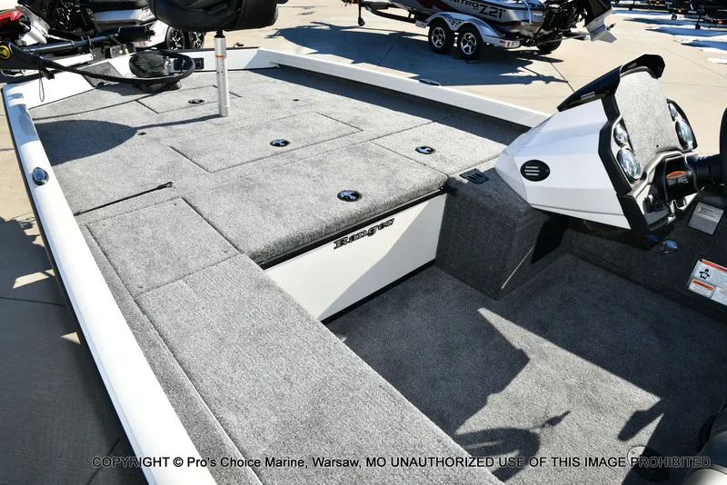 Slide: The Image of Ranger RT188C w/115 Pro-XS 2026 - 12