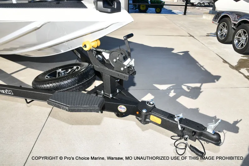 Slide: The Image of Ranger RT188C w/115 Pro-XS 2026 - 25