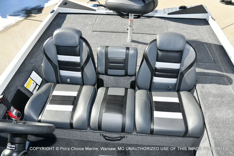 Slide: The Image of Ranger RT188C w/115 Pro-XS 2026 - 40