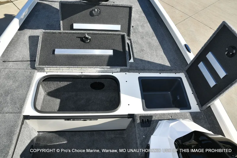 Slide: The Image of Ranger RT188C w/115 Pro-XS 2026 - 45