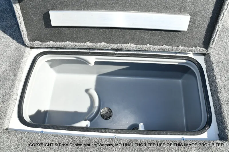 Slide: The Image of Ranger RT188C w/115 Pro-XS 2026 - 50