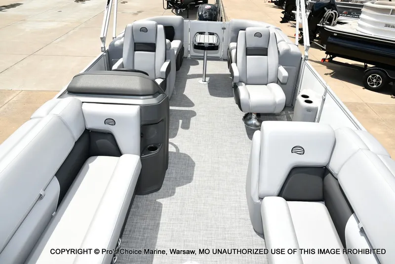 Slide: The Image of Sun Tracker Party Barge 22 DLX STORM DAMAGE DISCOUNT 2026 - 4