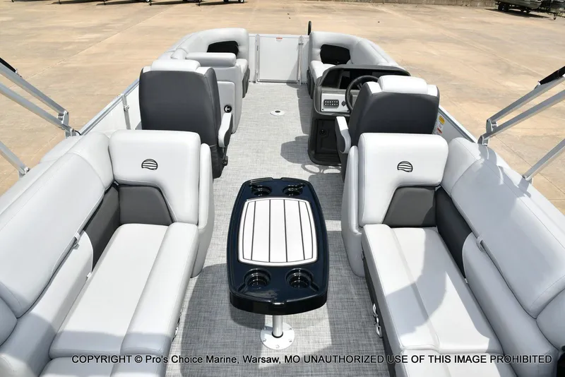 Slide: The Image of Sun Tracker Party Barge 22 DLX STORM DAMAGE DISCOUNT 2026 - 44