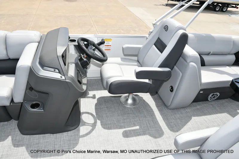 Slide: The Image of Sun Tracker Party Barge 22 DLX STORM DAMAGE DISCOUNT 2026 - 58