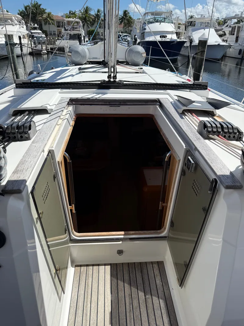 Slide: The Image of Jeanneau J469 2016 - 13