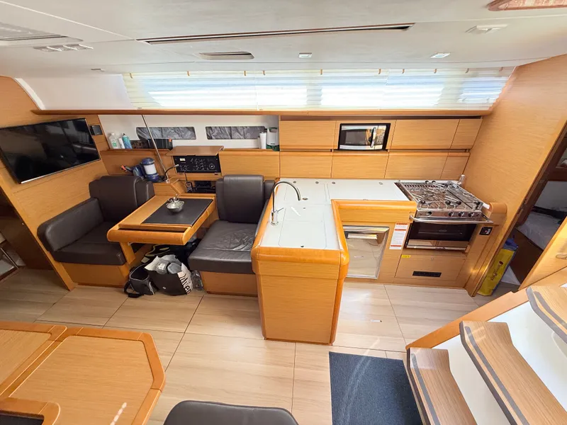 Slide: The Image of Jeanneau J469 2016 - 30