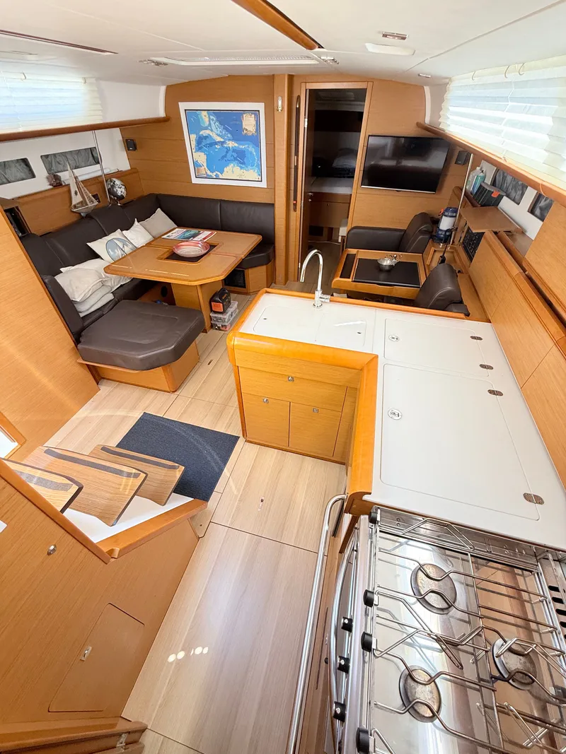 Slide: The Image of Jeanneau J469 2016 - 36