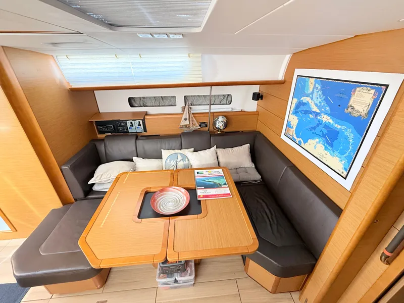 Slide: The Image of Jeanneau J469 2016 - 42