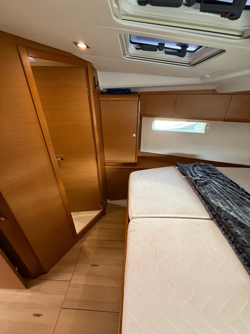 Slide: The Image of Jeanneau J469 2016 - 58