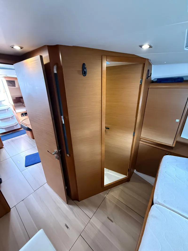 Slide: The Image of Jeanneau J469 2016 - 59