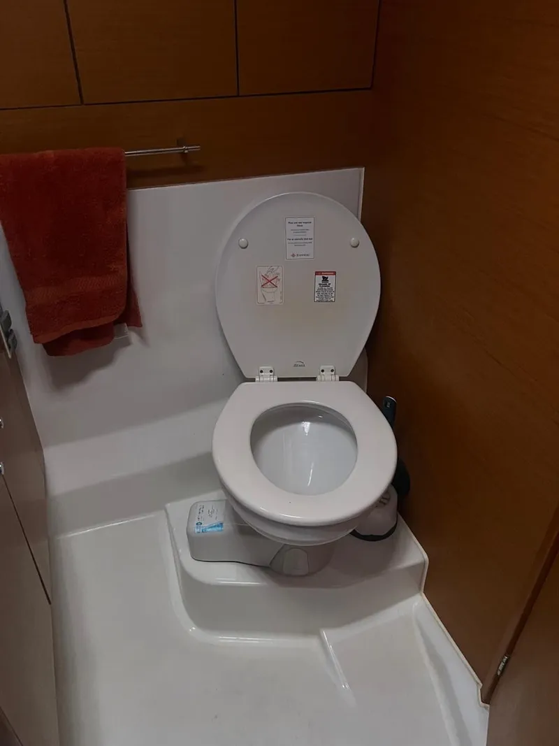 Slide: The Image of Jeanneau J469 2016 - 68