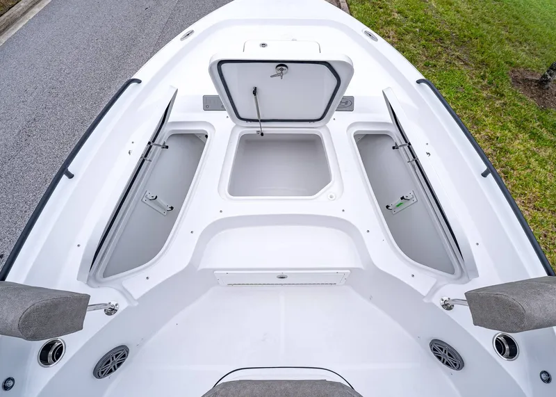 Slide: The Image of Sea Hunt BX 25 FS 2026 - 21