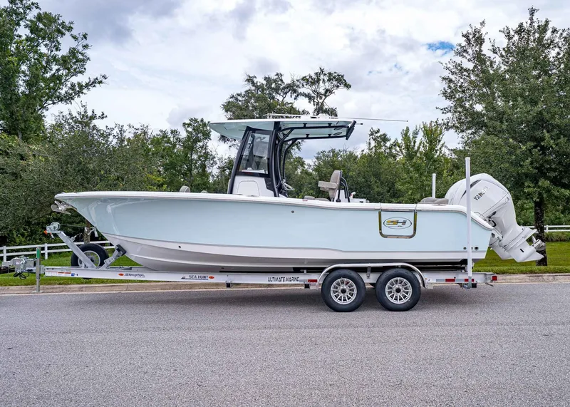 Slide: The Image of Sea Hunt Ultra 265 SE 2026 - 2