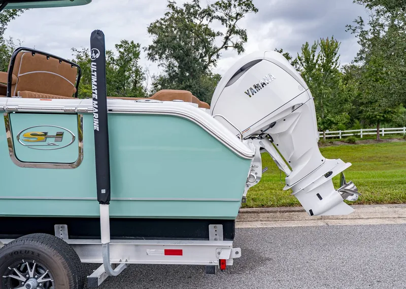 Slide: The Image of Sea Hunt Ultra 255 SE 2026 - 3