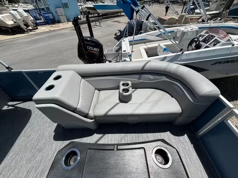 Slide: The Image of Bennington 21 SSR 2021 - 6