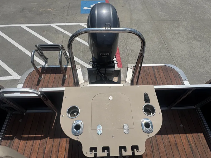 Slide: The Image of Avalon QF 2385 2016 - 17