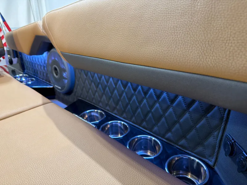 Slide: The Image of Cobalt R31 Surf 2026 - 13