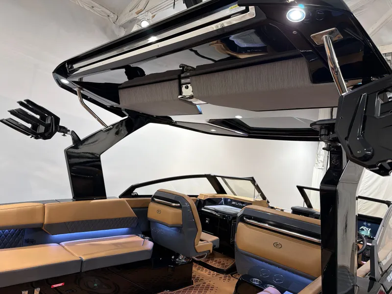 Slide: The Image of Cobalt R31 Surf 2026 - 23