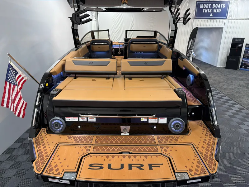 Slide: The Image of Cobalt R31 Surf 2026 - 5