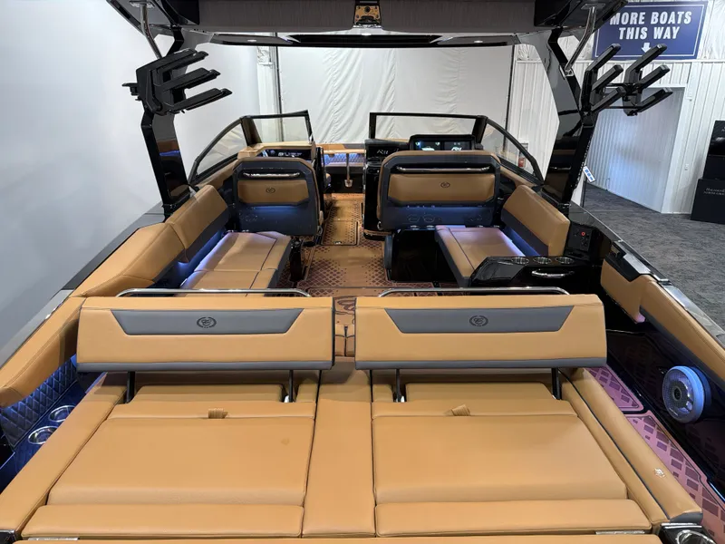 Slide: The Image of Cobalt R31 Surf 2026 - 8