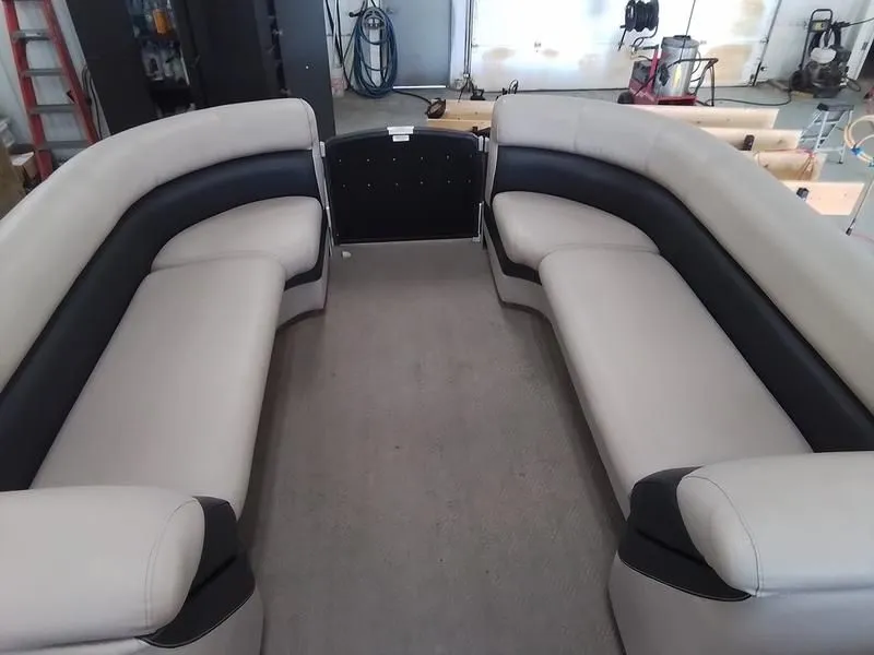 Slide: The Image of Premier 240SUNSATION 2012 - 11