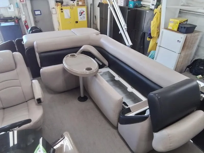 Slide: The Image of Premier 240SUNSATION 2012 - 14