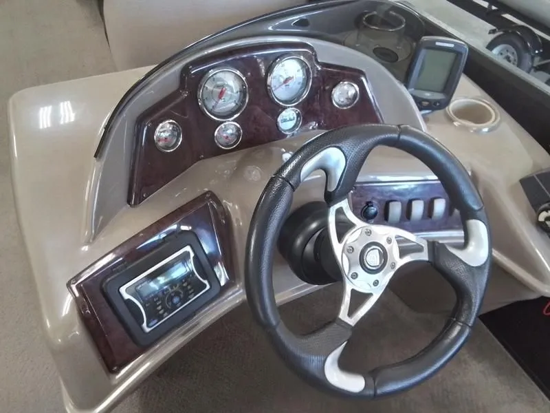 Slide: The Image of Premier 240SUNSATION 2012 - 16