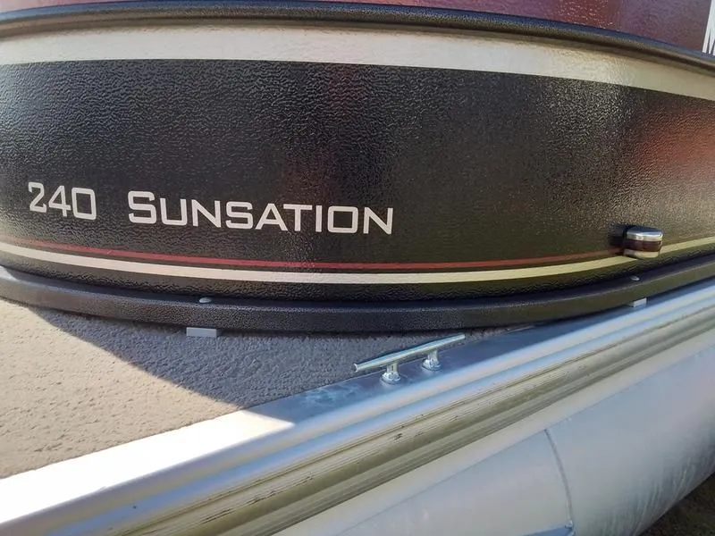 Slide: The Image of Premier 240SUNSATION 2012 - 3