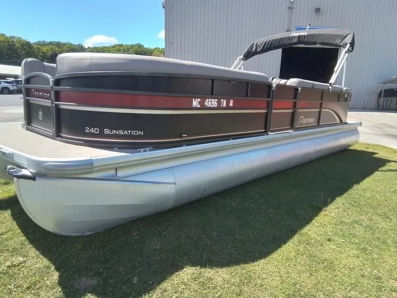 Slide: The Image of Premier 240SUNSATION 2012 - 4